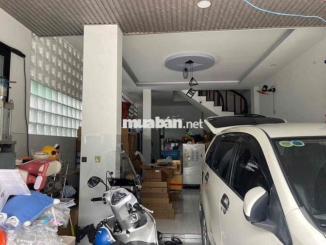 Bán nhà 2 mặt hxh 10m Phan Huy Ích, 3 tầng, ngang 5m, 80m², gara oto