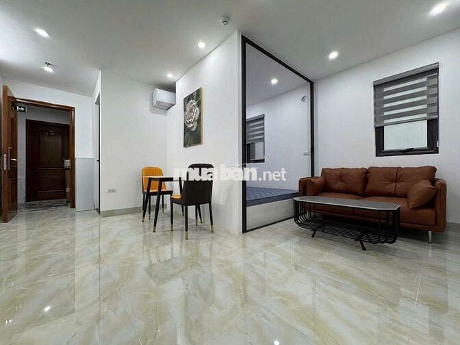 Siêu phẩm CCMN 45m2 full đồ. Máy giặt riêng, ban công tại Yên Lãng