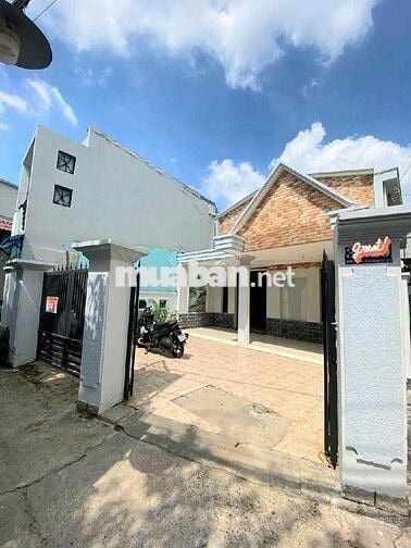 CHO THUÊ NHÀ C4 118M2 HẺM ĐS 17 CƯ XÁ NGÂN HÀNG Q7