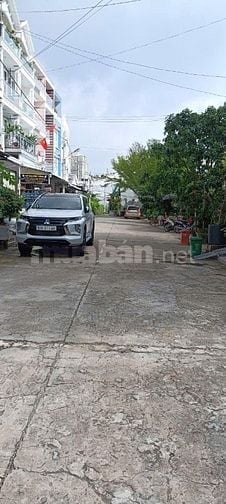 Nhà đẹp 4 tầng, Huỳnh Tấn Phát, 80m2, xe hơi ngủ trong nhà, nhỉnh 7 tỷ