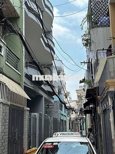 Bán miếng đất tiện xây dựng mới hẻm 611 lũy bán Bích ô tô vào tới nhà