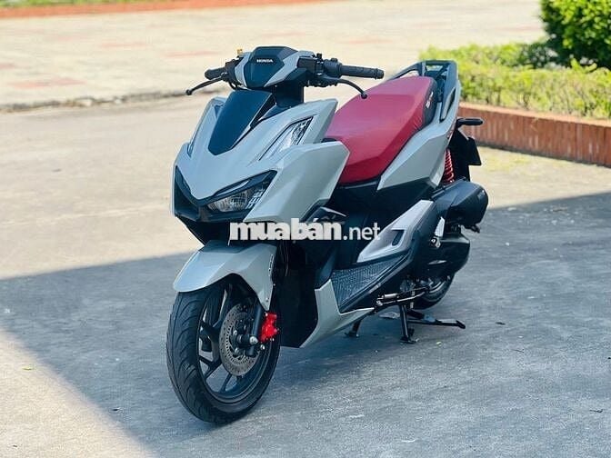 HONDA VARIO 160 XÁM GIẤY HẢI QUAN CHƯA ĐĂNG KÝ
