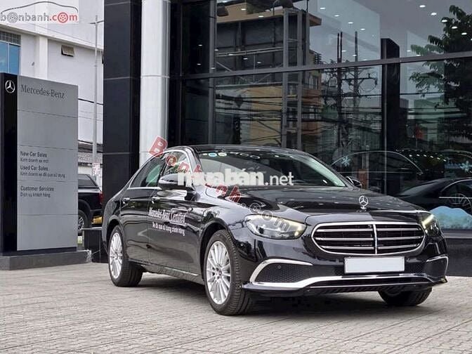 Mercedes Benz E class E200 Exclusive 2022