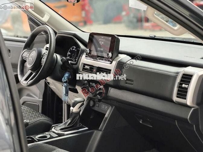 Mitsubishi Triton GLX 2WD AT 2025