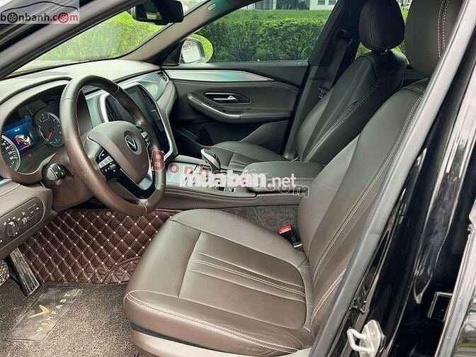 VinFast Lux A 2.0 Premium 2.0 AT 2020