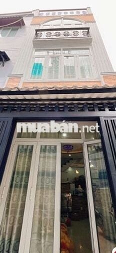 Bán nhà mặt tiền hẻm 576/ Đoàn Văn Bơ, P14 Q4~35m2~nhĩn 4 tỷ xíu.