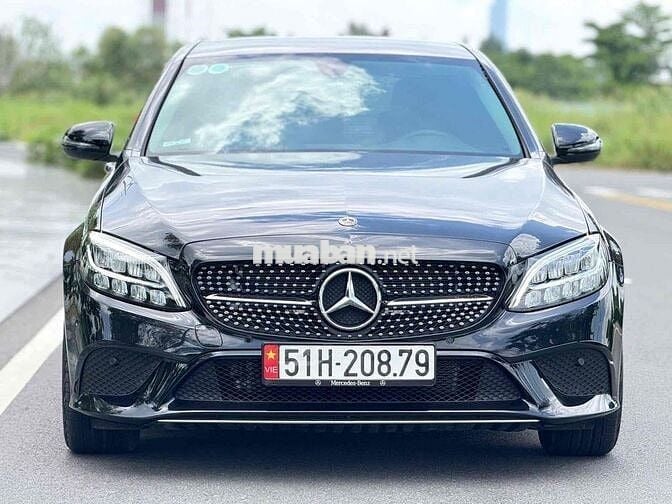 Mercedes Benz C Class 2019 C 200 - 9000 km