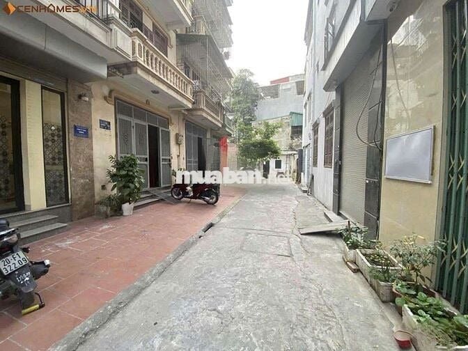 Cho thuê nhà phố Nguyễn Hữu Thọ Linh Đàm Giải Phóng 50m oto 13tr