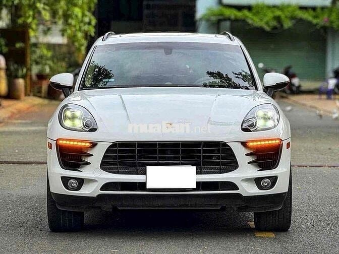 Porsche Macan S 3.0 V6 model 2015