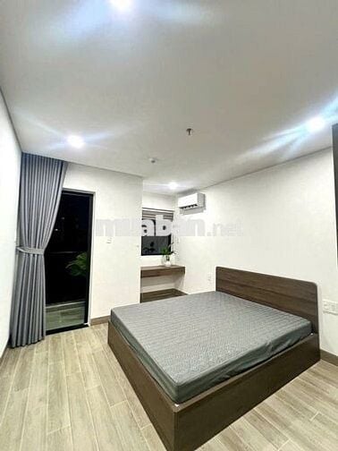 Cho thuê căn hộ 2 phòng ngủ ngay cầu Rồng