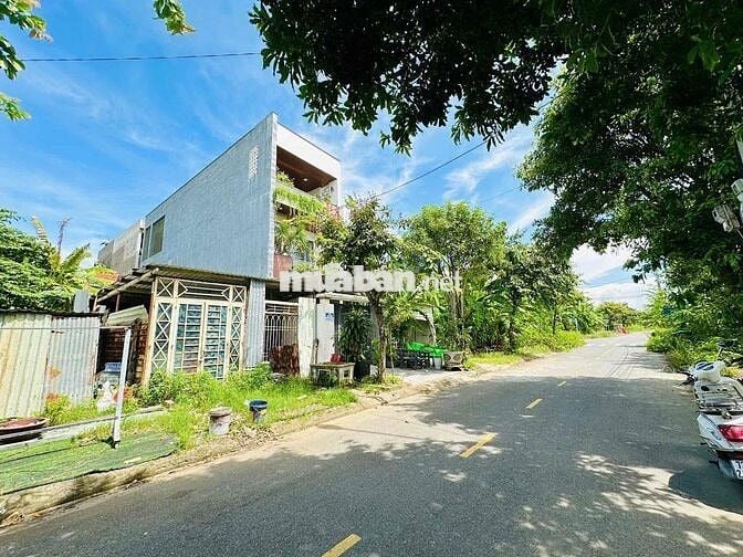 Bán Lô Đất Đường Vân Đài Nữ Sĩ , Sát Nhà Sáng Tác