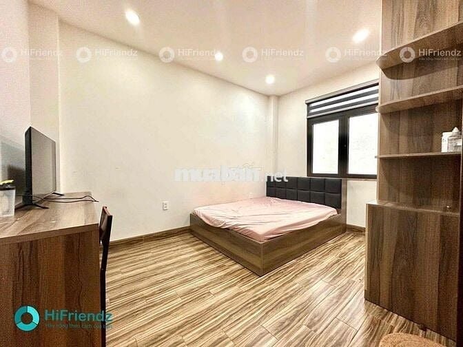 STUDIO GIÁ RẺ CỬA SỔ TRỜI THANG MÁY GẦN UEH Y DƯỢC CẦU NGUYỄN TRI P