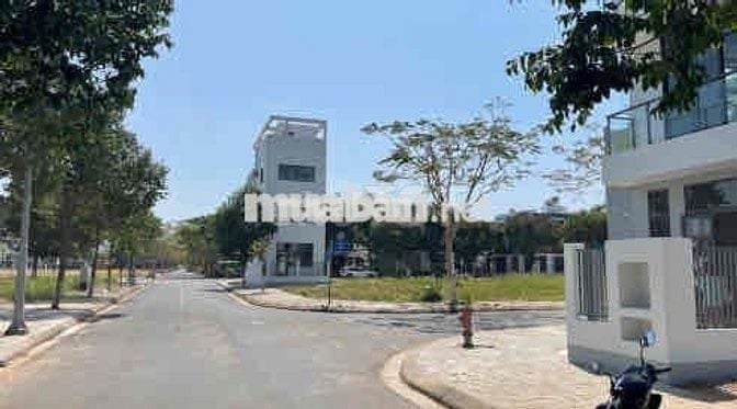 Bán đất đẹp 52M² – Mặt tiền đường Phạm Hùng Nối dài - 2 tỷ 8 - SHR