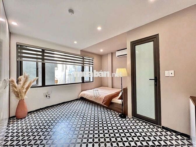 Siêu Hot CCMN 30m2 Full nội thất. Thang máy, Rộng thoáng tại Hào Nam