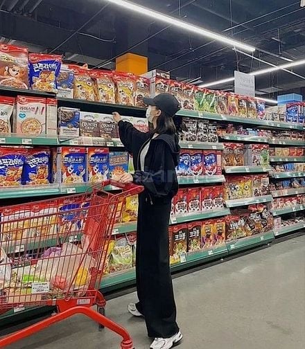 Cần tuyển 5 người phụ bán tại quầy ko yêu cầu kinh nghiệm,bằng cấp