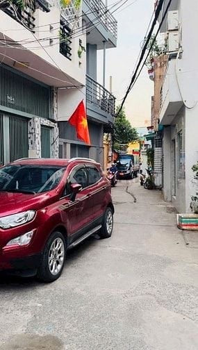 LÔ GÓC – OTÔ ĐẬU TRƯỚC NHÀ_49M_QUANG TRUNG_Gò Vấp