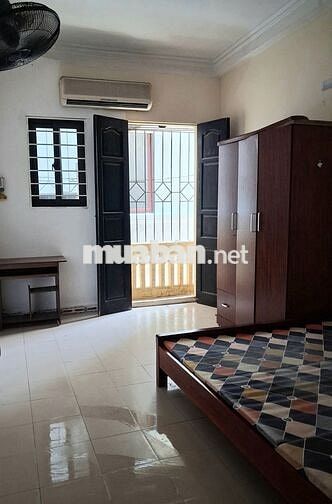Cho thuê nhà 4 tầng rộng Hồ Tùng Mậu full đồ (gần các trường ĐH)