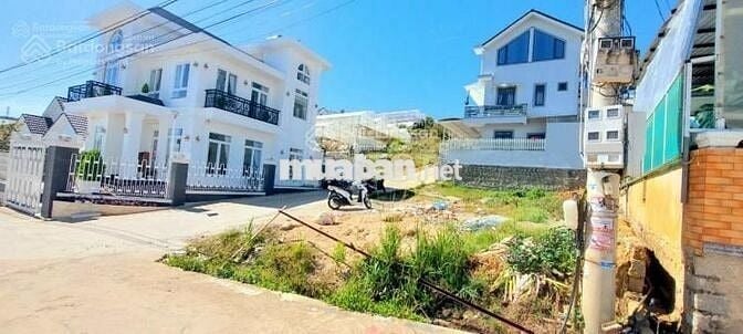 Đất đẹp 200m² Nam Hồ P11 Đà Lạt, view thoáng, ô tô vào tận nơi, sổ đỏ