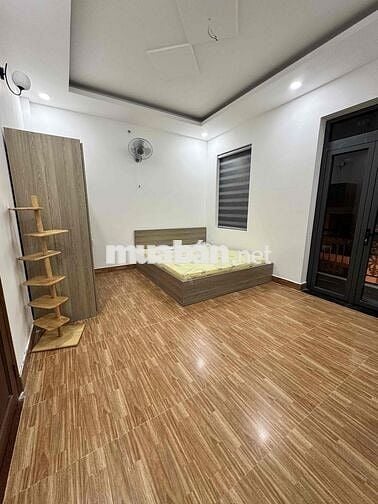 CHÍNH CHỦ CHO THUÊ STUDIO BAN CÔNG NGAY GẦN CHỢ,TRƯỜNG HỌC, EMART,…🤩🤩
