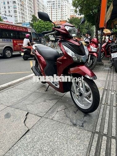 Honda vision 2018 mới 90% Bstp chính chủ