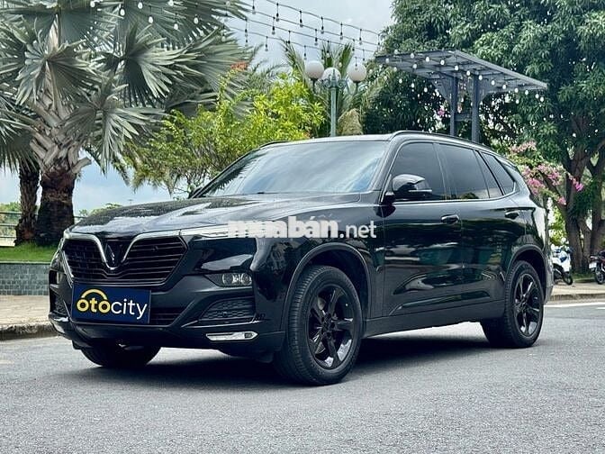 VinFast Lux SA Plus 2021 - Màu đen - 5v3km