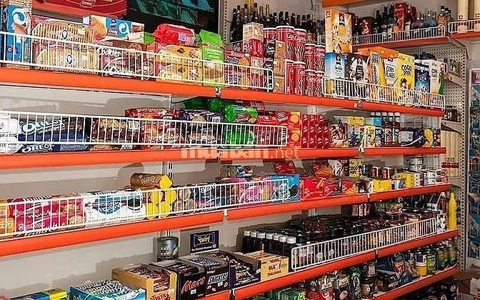 Tuyển Nhân Viên Bán Hàng Tại Cửa Hàng 