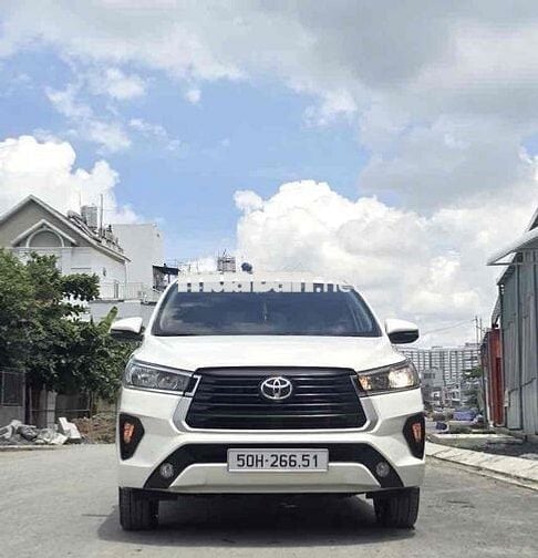 Toyota Innova 2.0E 2021 - 64000km