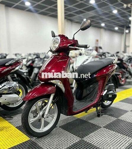 👉Janus 2017 chính chủ biển Sg xe đẹp máy êm