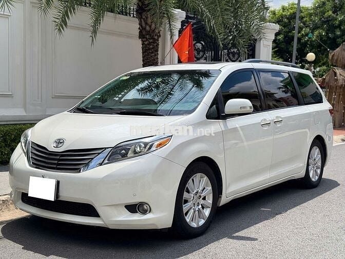 MPV thương gia Toyota Sienna Mỹ Limited Cao Cấp