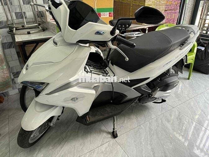 cần bán xe nhà sử dụng