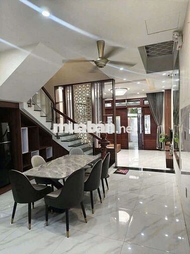 CHO THUÊ NHÀ YÊN TĨNH THÍCH HỢP CHO THUÊ NGƯỜI NƯỚC NGOÀI