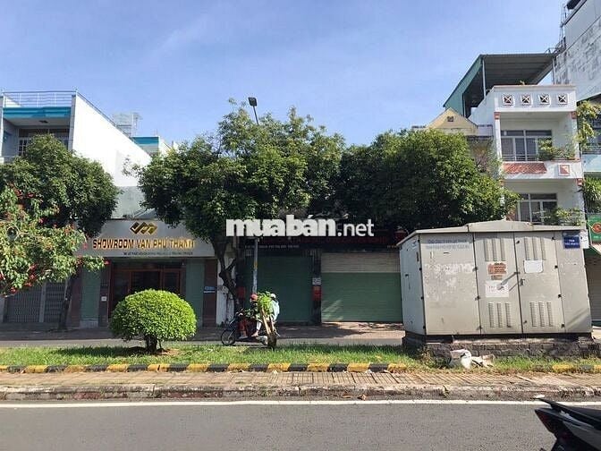 CHo thuê mbkd mặt tiền đường Lê thúc hoạch 10x21m thông suốt