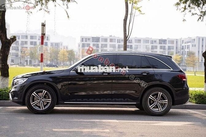 Bán Mercedes GLC200 2021