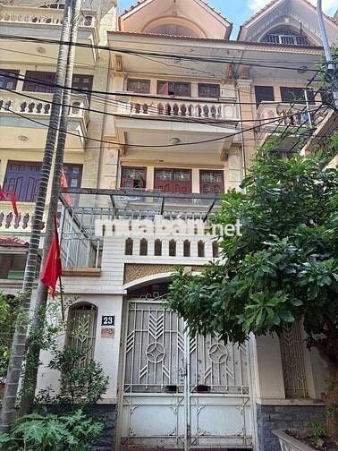 BÁN NHÀ PHÂN LÔ VIP – NGHĨA ĐÔ, CẦU GIẤY--OTO TRÁNH VÒNG QUANH NHÀ