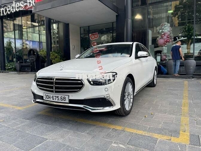 Mercedes Benz E200 Exclusive 2023 - Siêu Lướt