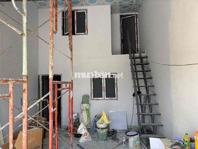 MẶT TIỀN TL41. TRỆT LẦU 2PN 2WC. GẦN TRƯỜNG TRƯỜNG HỌC ( KINH DOANH )