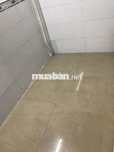Nhà 1 lầu, 4m x 16m, 2PN,2WC,khu sầm uất, kd buôn bán,hẻm 12m Hậu Giag