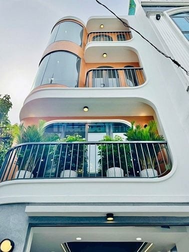 Nhà Trần Quốc Thảo 60m2 hẻm 7m ô tô ngủ trong nhà, full nội thất, SHR