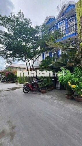 NHÀ 3 LẦU HẺM XE HƠI DSH 2 CĂN CÔNG CHỨNG NHÀ NƯỚC VÔ Ở NGAY