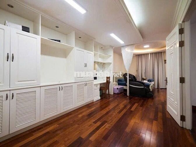 Gấp gấp bán Villa giữa lòng Bình Thạnh- 3PN- Phong Thủy tài lộc