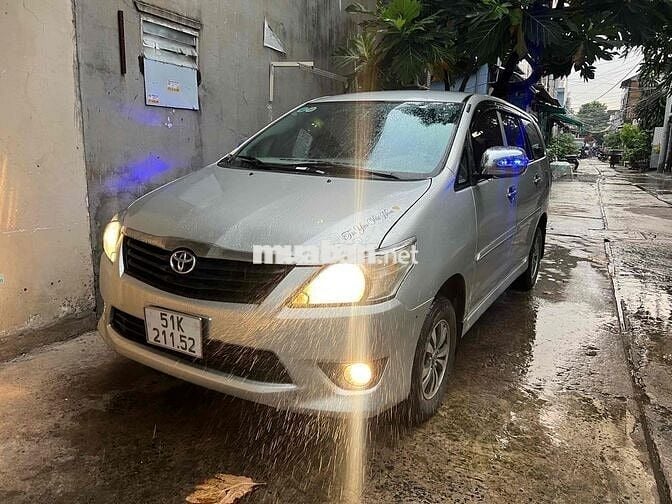 Toyota Innova 2013 E - 148679 km
