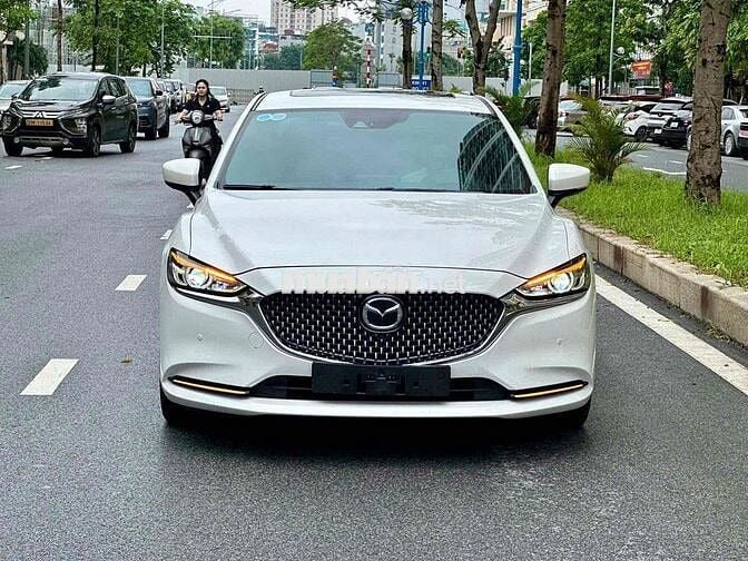 Mazda 6 2022 Signature Premium 2.5 AT - 30000 km