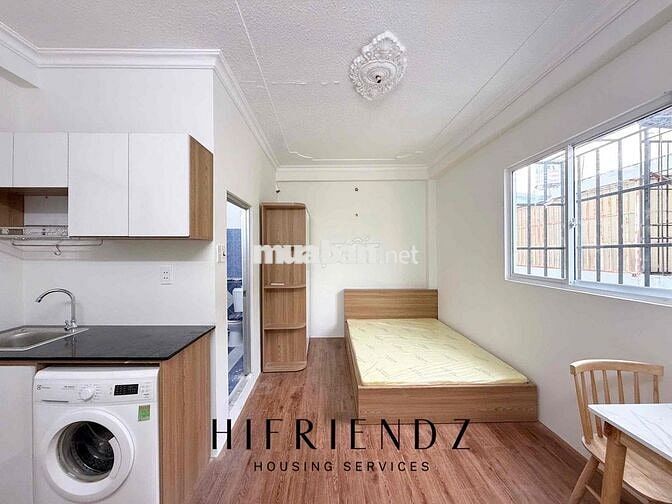 SIÊU STUDIO MÁY GIẶT RIÊNG FULL NỘI THẤT CÓ CỬA SỔ TRỜI Ở KHU TÊN LỬA