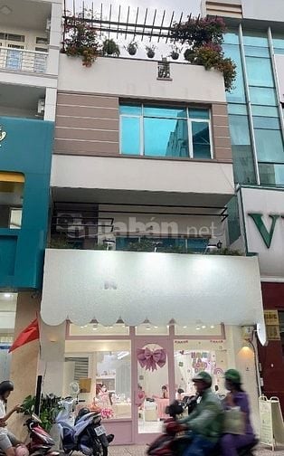 NHÀ MỚI 95%-CHO THUÊ NHÀ MẶT TIỀN SỐ 65 TÔ HIẾN THÀNH QUẬN 10