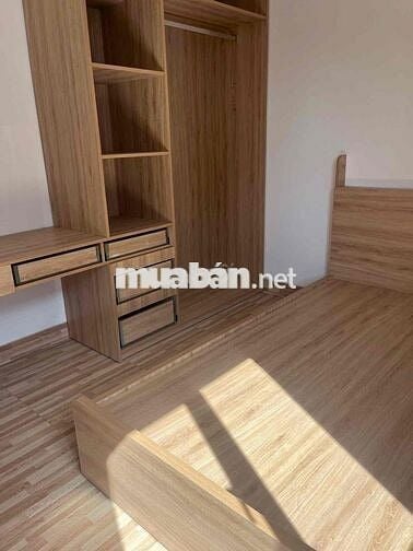 Bán nhà Hoàng Minh Giám Hướng Nam