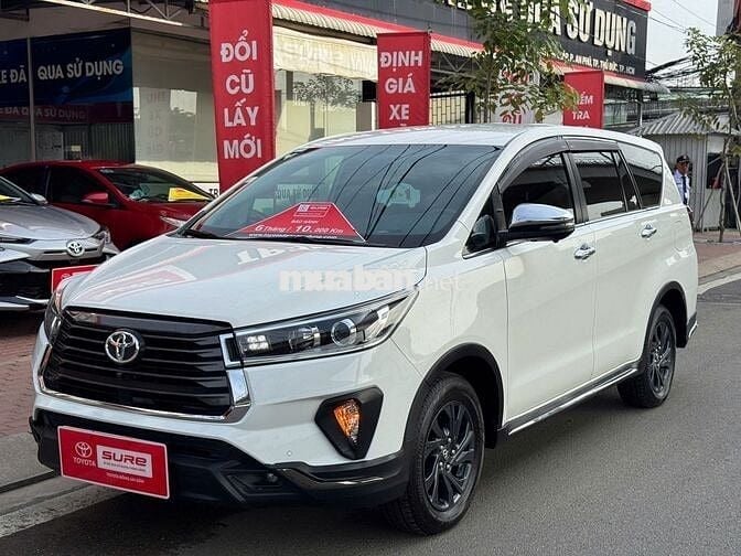 Toyota Innova 2.0G SỐ TỰ ĐỘNG 2021 TRẮNG NGỌC TRAI