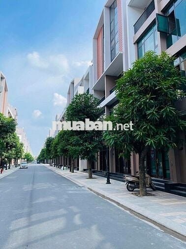 Cho thuê nhà Liền kề VTĐ2 - hoàn thiện 5 tầng Full đồ