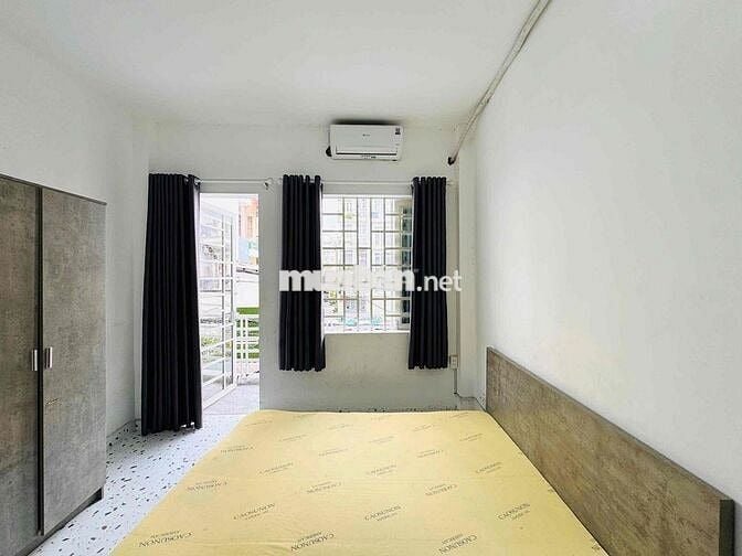 CĂN HỘ 2PN 2WC NGAY SÁT PHAN XÍCH LONG SIÊU THOÁNG