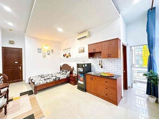Cho thuê phòng Q10 full nt, có thang máy, cửa sổ trời ở được 2-3 ngừoi