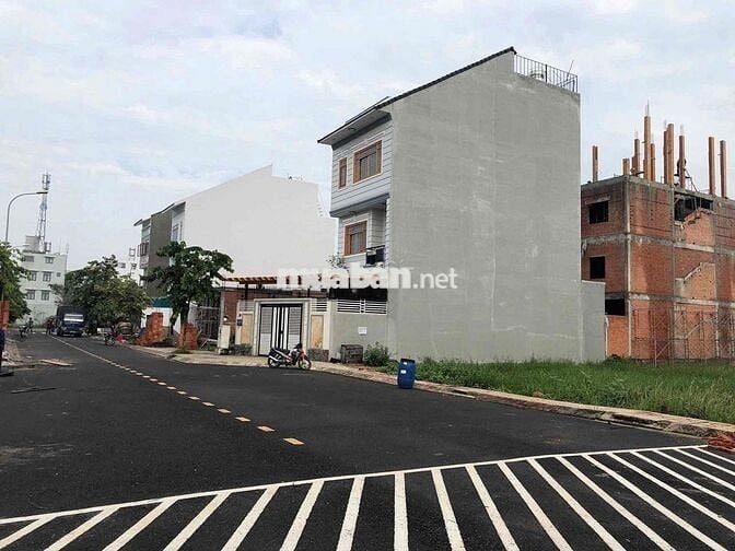Bán lô đất trong khu đô thị Five Start, 80m2 chỉ 1 tỷ 450 triệu, Shr